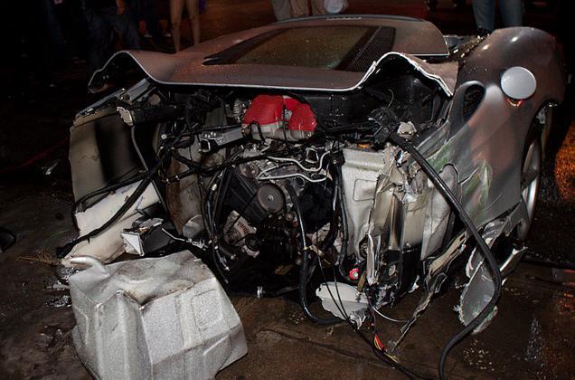 Ferrari 360-4 Ferrari 360 divisé par deux.