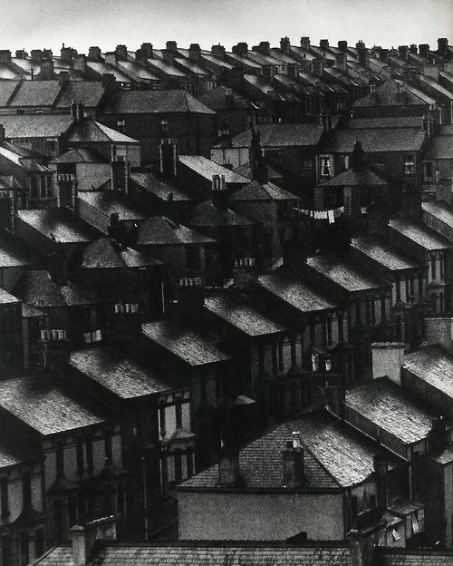 2-bill-brandt-south-london-1933-from-the.jpeg