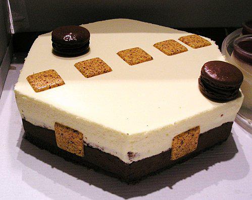 entremets aux deux chocolats( blanc et noir) P1010149-copie-1