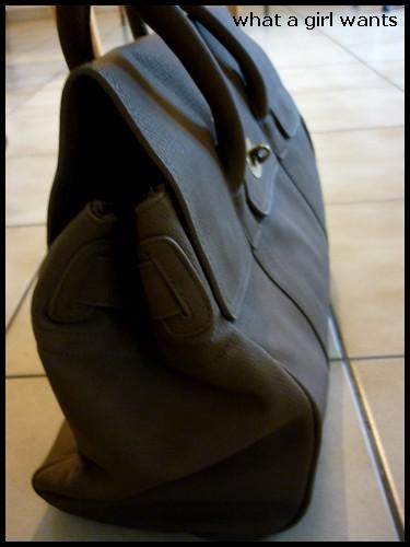 Les pieds dans un violon Les pieds dans un violon