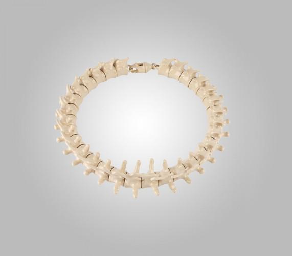 givenchyaw10shoesacccqc03 givenchyaw10shoesacccqc03 571x500 Givenchy accessoires Printemps / Eté 2011 : le masque