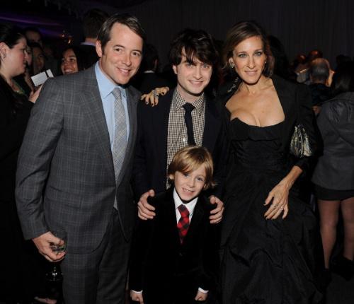 NEW YORK - NOVEMBER 15: Actor Matthew Broderick, actor Daniel Radcliffe, James Wilkie Broderick, and actress Sarah Jessica Parker attend the after party for the premiere of 'Harry Potter and the Deathly Hallows: Part 1' in Lincoln Square on November 15, 2010 in New York City. (Photo by Stephen Lovekin/Getty Images)