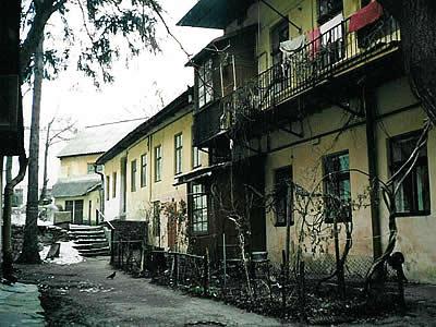 chernivtsipcelan.jpg