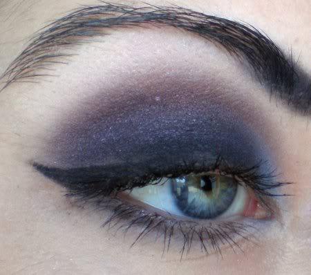 Make Up #83 : Prune Galaxie Make Up #83 : Prune Galaxie