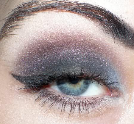 Make Up #83 : Prune Galaxie Make Up #83 : Prune Galaxie