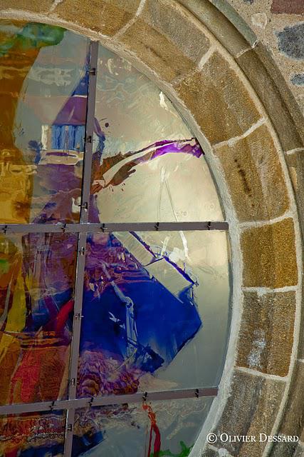 Série de vitrail de Kim En Joong Basilique Saint-Julien de Brioude Série de vitrail de Kim En Joong Basilique Saint-Julien de Brioude