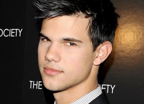la liste des jeunes personnes adolescents célèbres Taylor Lautner