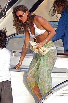 La future princesse de Galles est sexy en bikini 84955 Kate Middleton bikini sexy nipple6 123 340lo