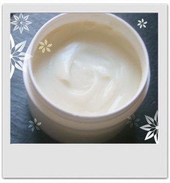 Délice multi-usages pour les cheveux au lait de coco : recette de cosmétique maison avec MaCosmetoPerso