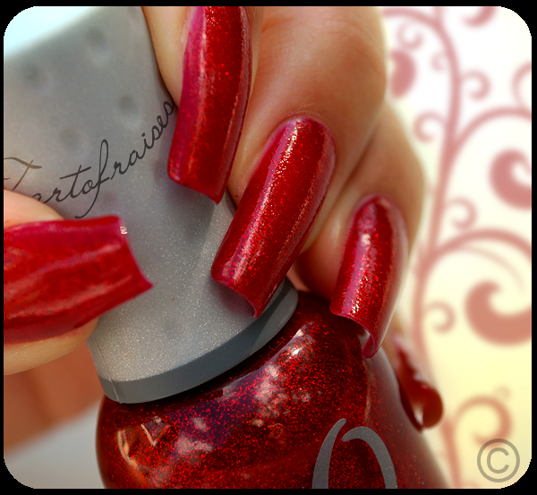 Orly - Star Spangled http://tartofraises.nailblogs.net/vernis/ORLY/STAR_SPANGLED/orly_star%20spangled1.png