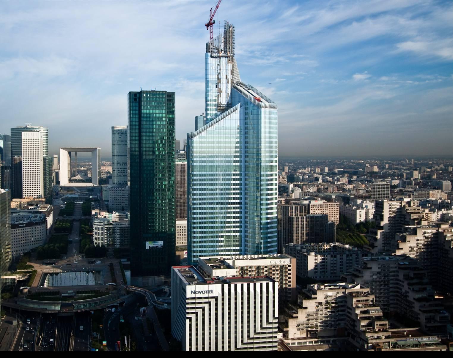 Tour First - La Défense, Paris