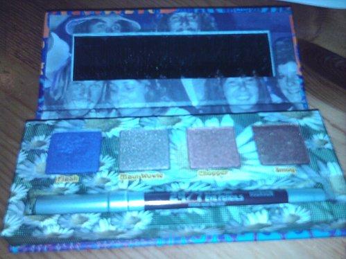 La palette Summer Love de Urban Decay Photo0693