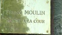 tf1-lci-la-plaque-de-l-avocate-france-moulin-devant-le-porte-de-2211184_1902.1290520006.jpg