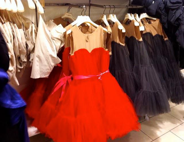 ✪ Lanvin/H&M; : Lancement de la collaboration Mode la plus attendue de l'année à Paris ✪ ✪ Lanvin/H&M; : Lancement de la collaboration Mode la plus attendue de l'année à Paris ✪