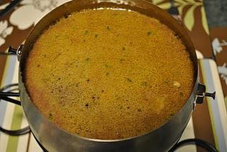 Bouillon à l'ail rôti (pour fondue de viandes et gibiers) Bouillon à l'ail rôti (pour fondue de viandes et gibiers)