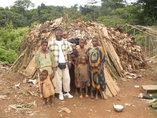 Profil haut: Ecole sous l’Arbre Humanitaire Internationale France Profil haut: Ecole sous l’Arbre Humanitaire Internationale France