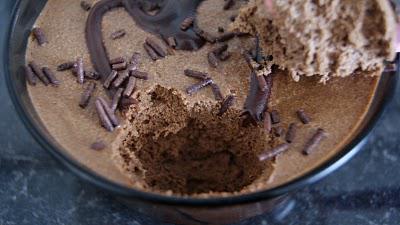 MOUSSE AU CHOCOLAT MOUSSE AU CHOCOLAT