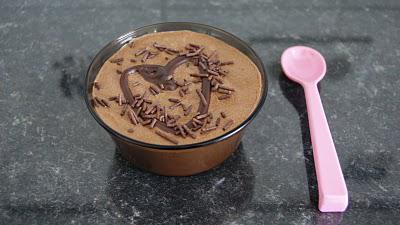 MOUSSE AU CHOCOLAT MOUSSE AU CHOCOLAT