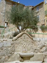 Livre indispensable 72133_112038155525061_100001566321001_90701_5641406_n.1290881077.jpg