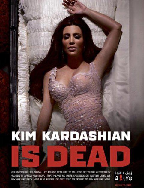 Kim Kardashian est morte ... allez voir Kim Kardashian est morte ... allez voir