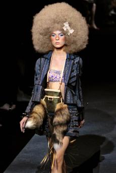 A chacun sa queue ! Image and video hosting by TinyPic