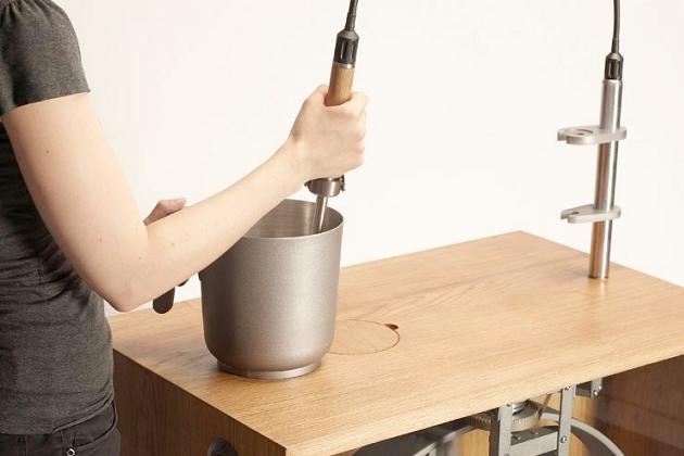 R2B2-3 R2B2, le robot ménager version écolo …