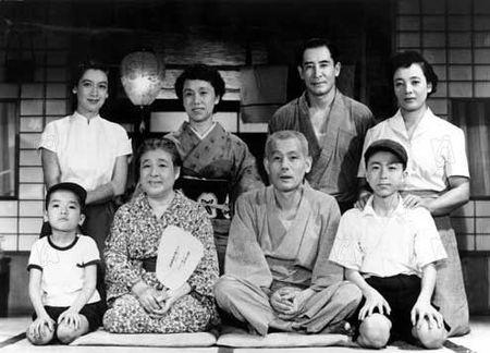 Voyage à Tokyo ... le chef d'oeuvre de Yasujiro Ozu ... 18888484_jpg_r_760_x_f_jpg_q_x_20070907_042609