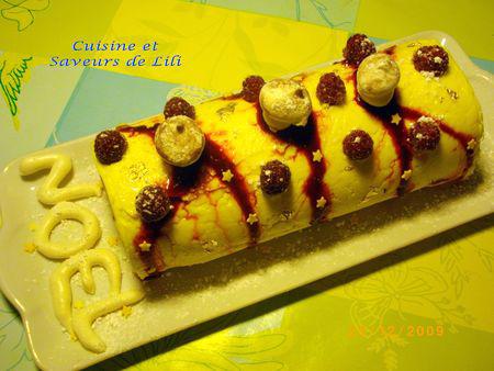 Bûche aux fruits rouges B_che_aux_fruits_rouges_termin_e_08