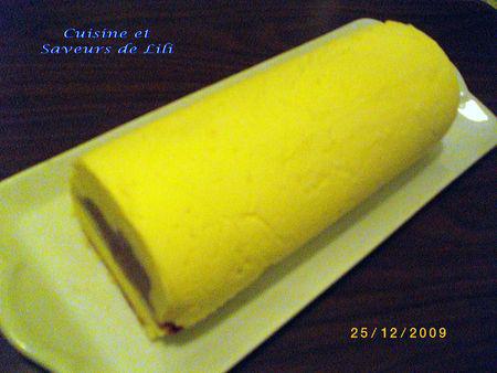 Bûche aux fruits rouges B_che_aux_fruits_rouges_termin_e_01