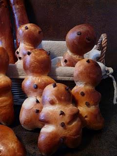 Maneles et pains au lait pour la St Nicolas