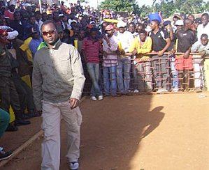 Petit Pays, ou la mort du football au Cameroun 1272520482729.jpg