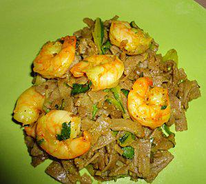 RECETTES DE FETES POISSONS TAGLIATELLES DE CREPES ET COURGETTES AUX GAMABS