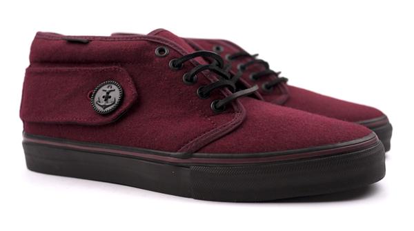 VANS VAULT – HOLIDAY 2010 – PEACOAT CHUKKA VANS VAULT – HOLIDAY 2010 – PEACOAT CHUKKA