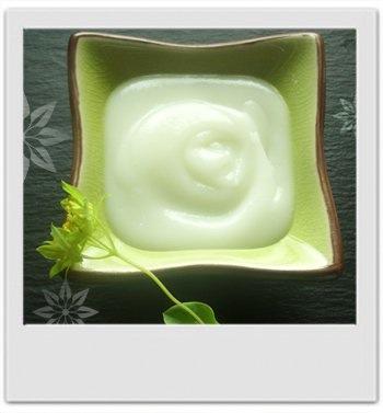 Crème de jour confort pour peaux sèches : recette de cosmétique maison avec MaCosmetoPerso