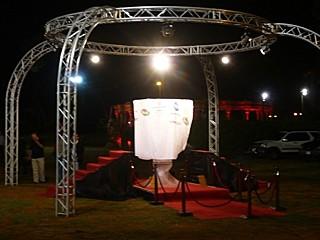 Le plus grand verre a vin du monde plus grand verre de vin