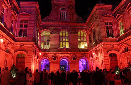 Fete des lumières hotel-violet.jpg