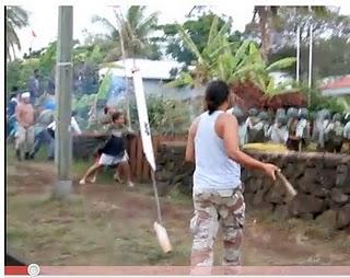 Violences à l'Île de Pâque: la vidéo qui montre l'attaque Violences à l'Île de Pâque: la vidéo qui montre l'attaque