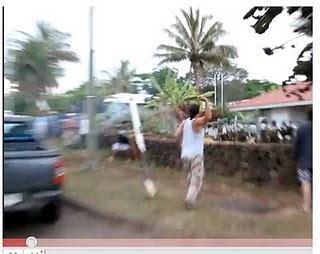 Violences à l'Île de Pâque: la vidéo qui montre l'attaque Violences à l'Île de Pâque: la vidéo qui montre l'attaque