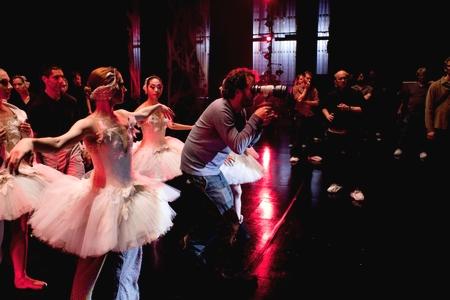 Black Swan : 4 vidéos, 6 posters & 40 photos inédites !! black-swan