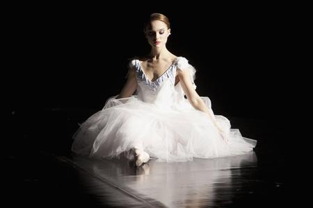 Black Swan : 4 vidéos, 6 posters & 40 photos inédites !! black-swan
