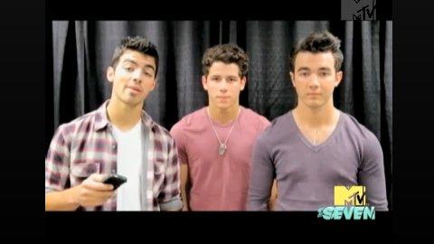 Jonas Brothers ... Kevin n'a rien à signaler sur Demi Lovato