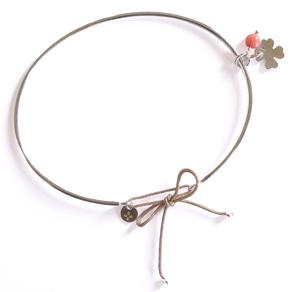 Pour les bijoux Ticha sort sa griffe (Concours inside) Pour les bijoux Ticha sort sa griffe (Concours inside)