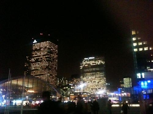La Défense, c'est presque beau de nuit