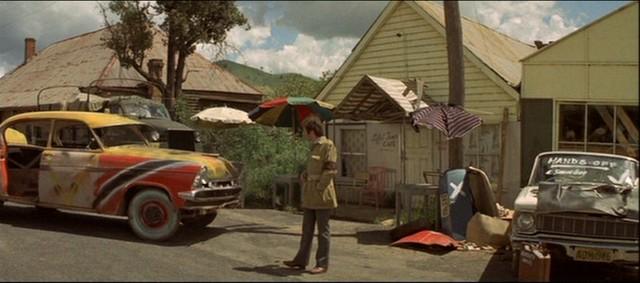 Les Voitures Qui Ont Mangé Paris Les voitures qui ont mangé Paris - The Cars That Ate Paris, Peter Weir