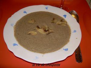 VELOUTE AUX CHAMPIGNONS DE PARIS 004