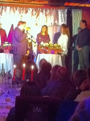 Soirée de Noël à St Julien - la Mairie en fête photostju8.JPG