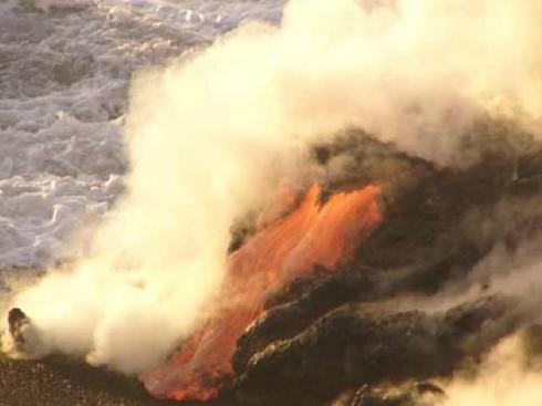 Activité volcanique en Équateur : Le stratovolcan Tunguruhua. Risque d'éruption paroxismale. Activité volcanique en Équateur : Le stratovolcan Tunguruhua. Risque d'éruption paroxismale.
