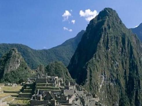 Activité volcanique en Équateur : Le stratovolcan Tunguruhua. Risque d'éruption paroxismale. Activité volcanique en Équateur : Le stratovolcan Tunguruhua. Risque d'éruption paroxismale.