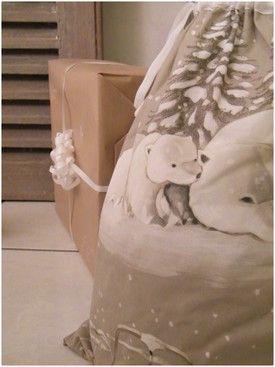 J - 9 Décorer
(boules stock perso - elfe/sac création © P... DSCF5302