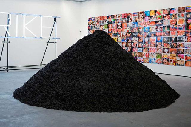 credit-DMf-Cascais-recherche-dun-chien-kafka-grand-hotel-dore-bastille Immersion dans l’univers « Kafcanin »